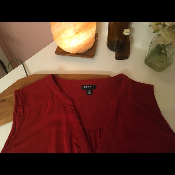 Torrid/Large/ size 0/maroon shirt - Picture 7 of 8
